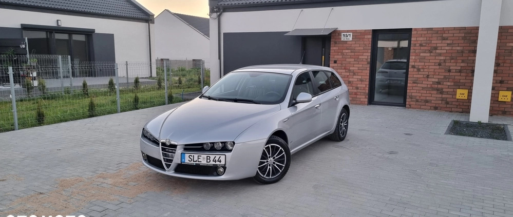 Alfa Romeo 159 cena 16999 przebieg: 91885, rok produkcji 2006 z Dobczyce małe 704